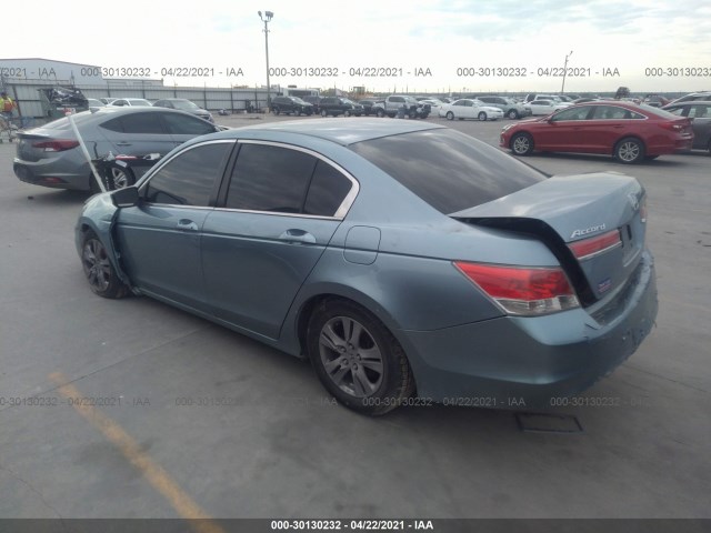 Photo 2 VIN: 1HGCP2F43BA124843 - HONDA ACCORD SDN 