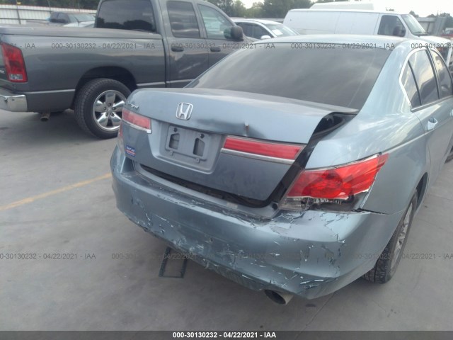 Photo 5 VIN: 1HGCP2F43BA124843 - HONDA ACCORD SDN 