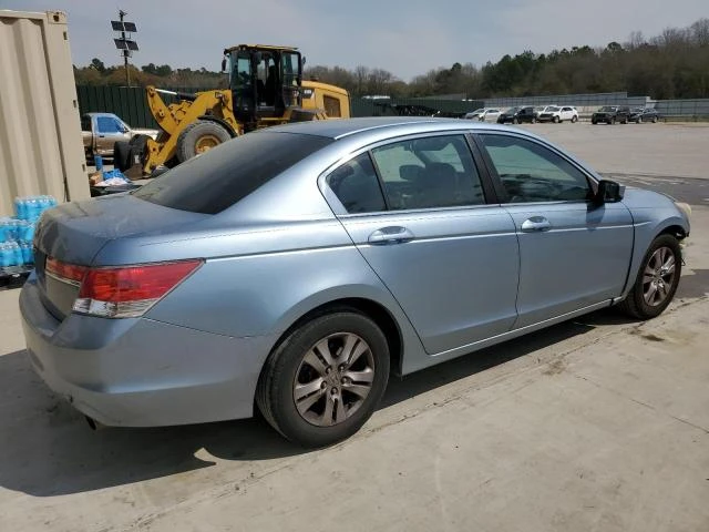 Photo 2 VIN: 1HGCP2F43BA125121 - HONDA ACCORD LXP 