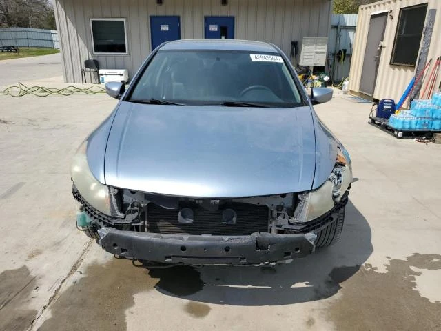 Photo 4 VIN: 1HGCP2F43BA125121 - HONDA ACCORD LXP 