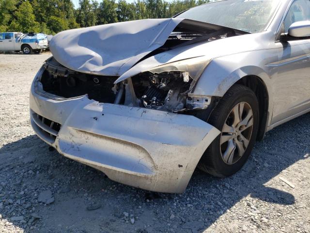 Photo 8 VIN: 1HGCP2F43BA125443 - HONDA ACCORD LXP 