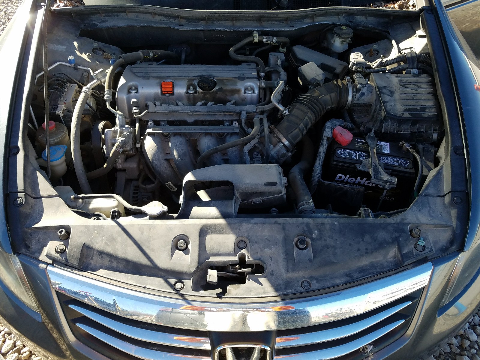 Photo 6 VIN: 1HGCP2F43CA027191 - HONDA ACCORD LXP 