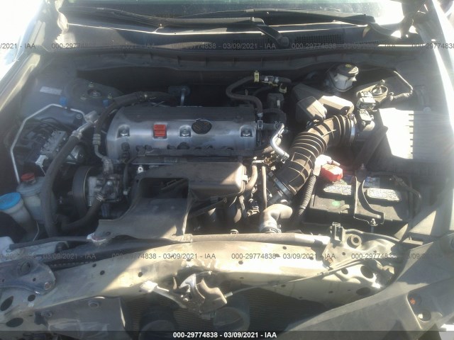 Photo 9 VIN: 1HGCP2F43CA111821 - HONDA ACCORD SDN 