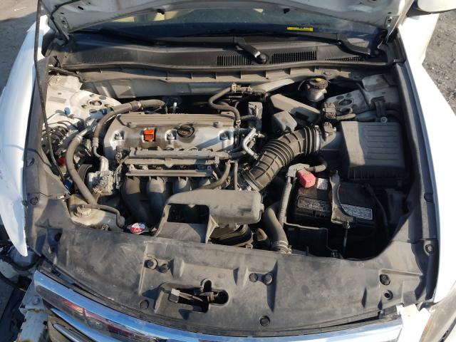 Photo 6 VIN: 1HGCP2F43CA121376 - HONDA ACCORD LXP 