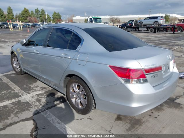 Photo 2 VIN: 1HGCP2F43CA208775 - HONDA ACCORD 