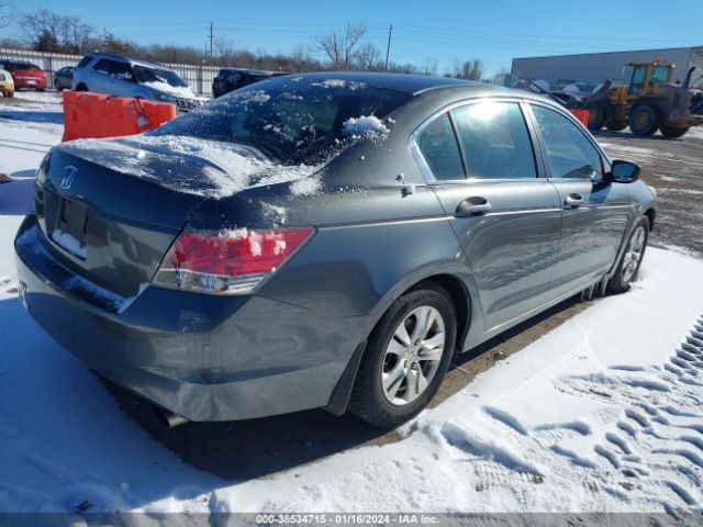 Photo 3 VIN: 1HGCP2F44AA009957 - HONDA ACCORD 