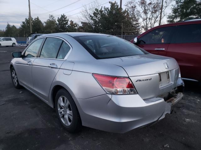 Photo 2 VIN: 1HGCP2F44AA020974 - HONDA ACCORD LXP 