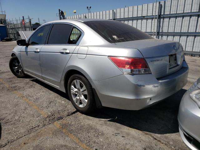 Photo 2 VIN: 1HGCP2F44AA031358 - HONDA ACCORD LXP 