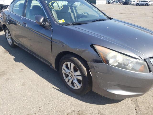 Photo 8 VIN: 1HGCP2F44AA034650 - HONDA ACCORD LXP 