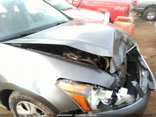 Photo 9 VIN: 1HGCP2F44AA034681 - HONDA ACCORD SDN 