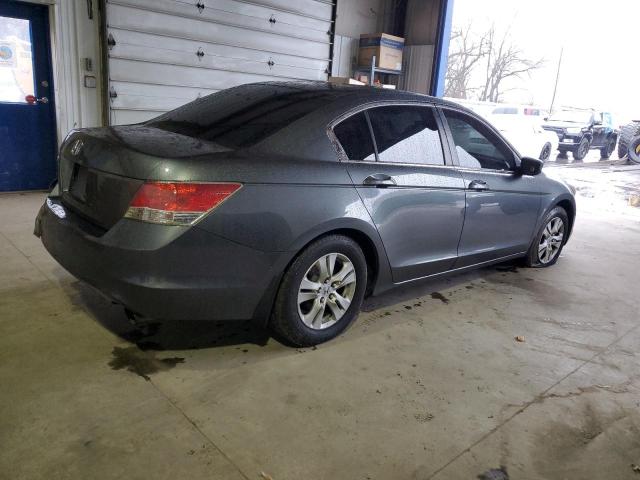 Photo 2 VIN: 1HGCP2F44AA035135 - HONDA ACCORD LXP 