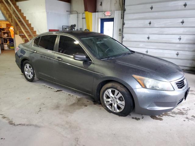 Photo 3 VIN: 1HGCP2F44AA035135 - HONDA ACCORD LXP 