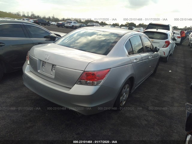 Photo 3 VIN: 1HGCP2F44AA086649 - HONDA ACCORD SDN 