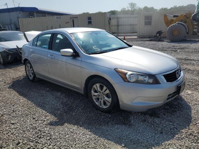 Photo 3 VIN: 1HGCP2F44AA096131 - HONDA ACCORD LXP 