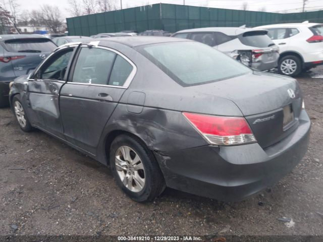 Photo 2 VIN: 1HGCP2F44AA104521 - HONDA ACCORD 