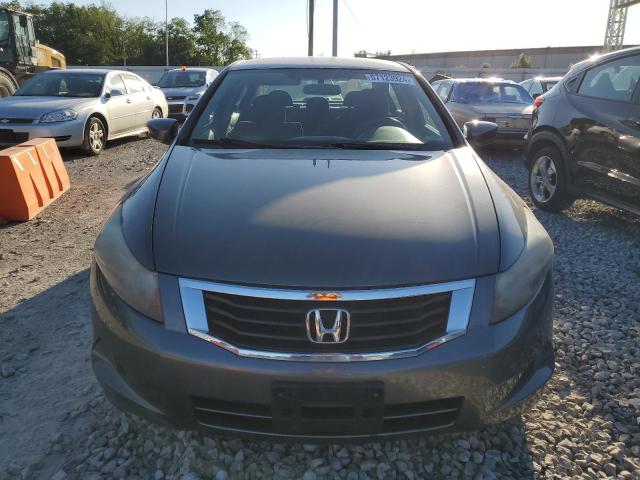 Photo 4 VIN: 1HGCP2F44AA120329 - HONDA ACCORD 