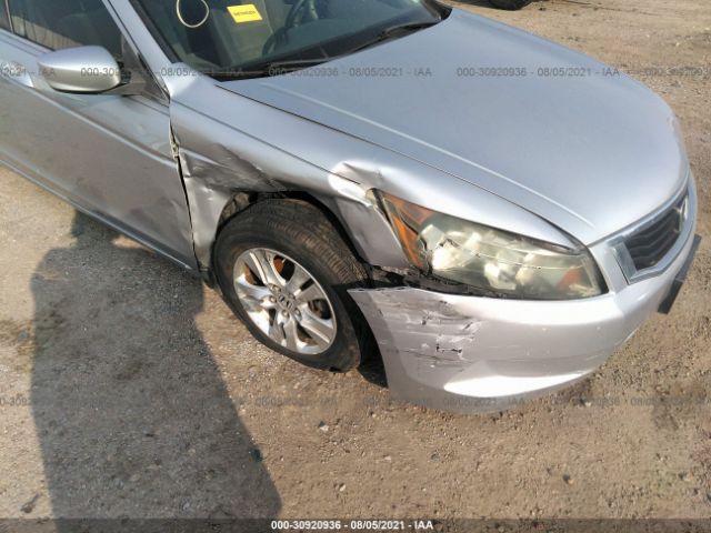 Photo 5 VIN: 1HGCP2F44AA120721 - HONDA ACCORD SDN 