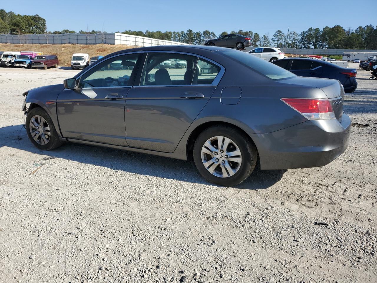 Photo 1 VIN: 1HGCP2F44AA123196 - HONDA ACCORD 