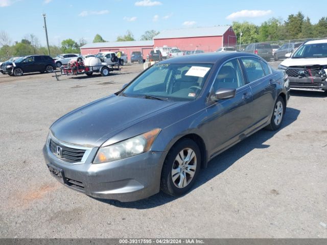 Photo 1 VIN: 1HGCP2F44AA156814 - HONDA ACCORD 