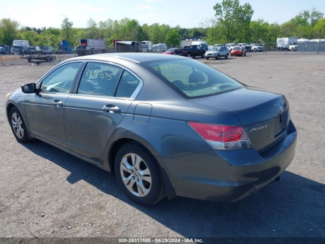 Photo 2 VIN: 1HGCP2F44AA156814 - HONDA ACCORD 