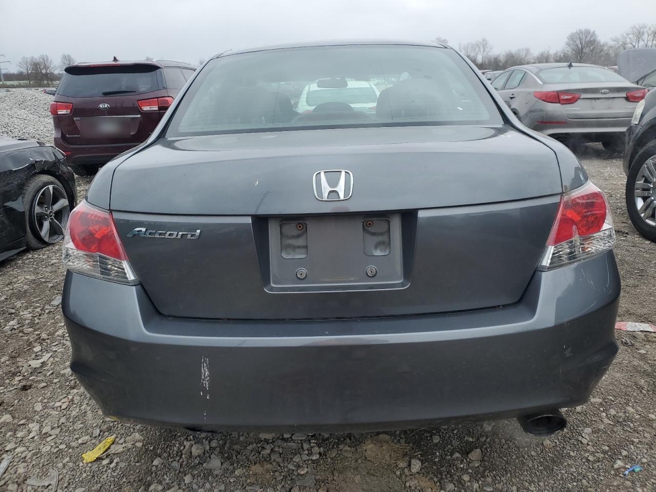 Photo 5 VIN: 1HGCP2F44AA192776 - HONDA ACCORD 