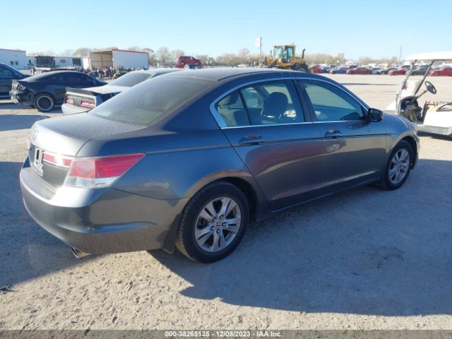 Photo 3 VIN: 1HGCP2F44BA044600 - HONDA ACCORD 