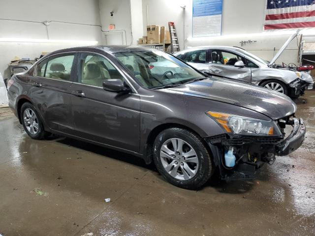 Photo 3 VIN: 1HGCP2F44BA047643 - HONDA ACCORD LXP 