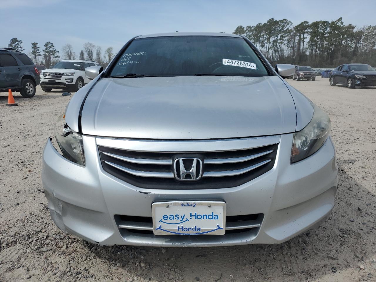 Photo 4 VIN: 1HGCP2F44BA142929 - HONDA ACCORD 