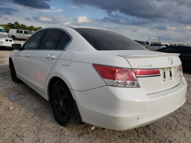 Photo 2 VIN: 1HGCP2F44CA038572 - HONDA ACCORD LXP 