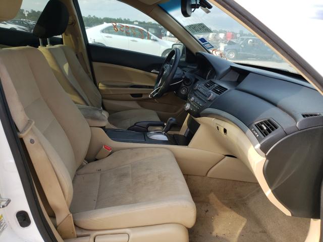 Photo 4 VIN: 1HGCP2F44CA038572 - HONDA ACCORD LXP 