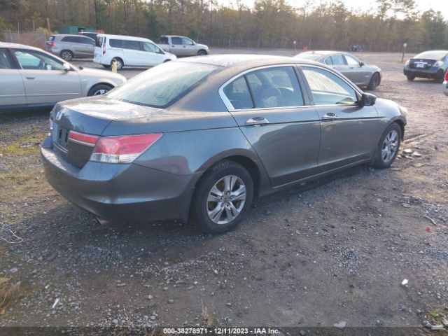 Photo 3 VIN: 1HGCP2F44CA083480 - HONDA ACCORD SDN 