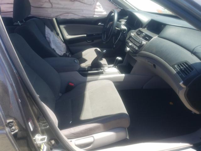 Photo 4 VIN: 1HGCP2F44CA112010 - HONDA ACCORD LXP 