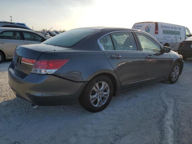 Photo 2 VIN: 1HGCP2F44CA153821 - HONDA ACCORD LXP 