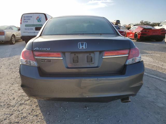 Photo 5 VIN: 1HGCP2F44CA153821 - HONDA ACCORD LXP 