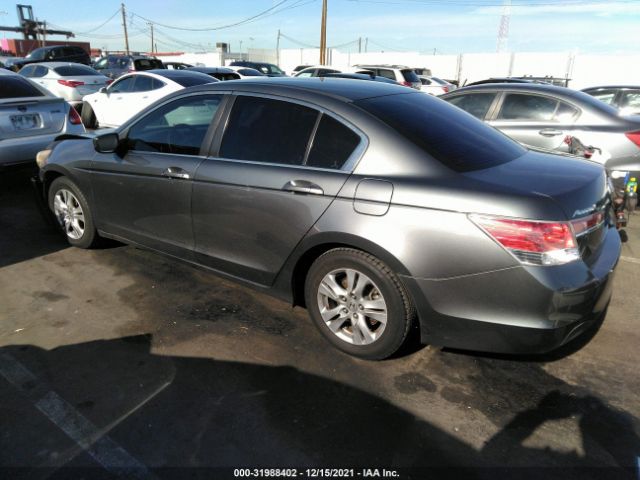 Photo 2 VIN: 1HGCP2F44CA201270 - HONDA ACCORD SDN 