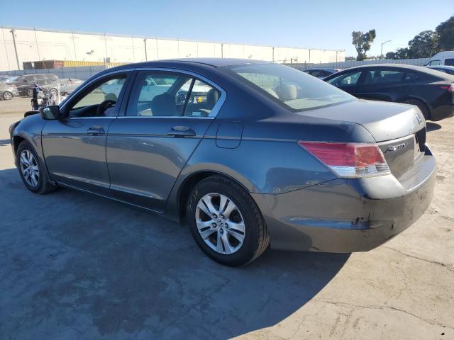 Photo 1 VIN: 1HGCP2F45AA012379 - HONDA ACCORD LXP 