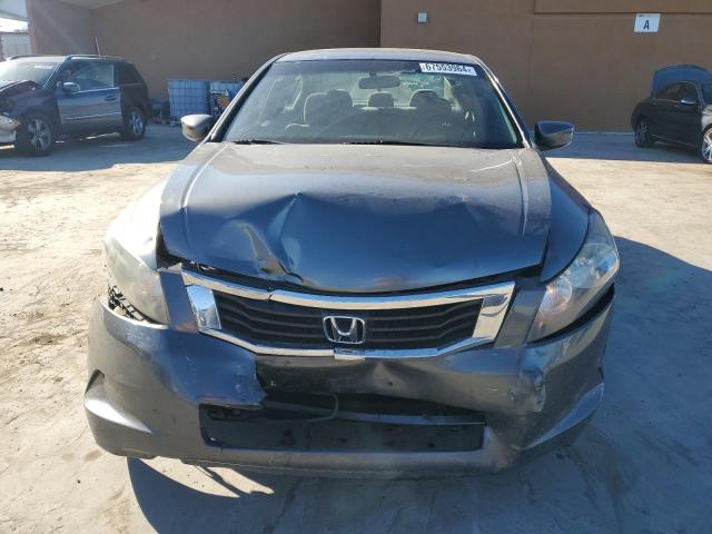 Photo 4 VIN: 1HGCP2F45AA012379 - HONDA ACCORD LXP 