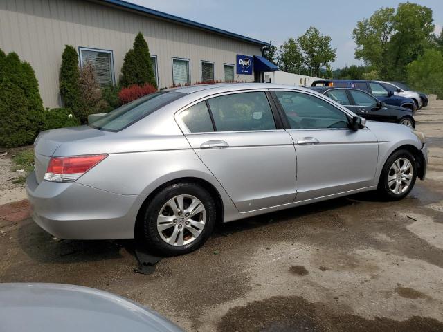 Photo 2 VIN: 1HGCP2F45AA073148 - HONDA ACCORD LXP 