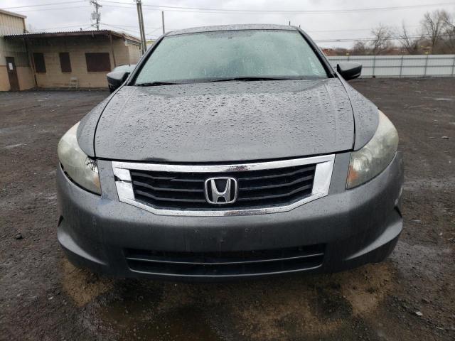 Photo 4 VIN: 1HGCP2F45AA111316 - HONDA ACCORD 