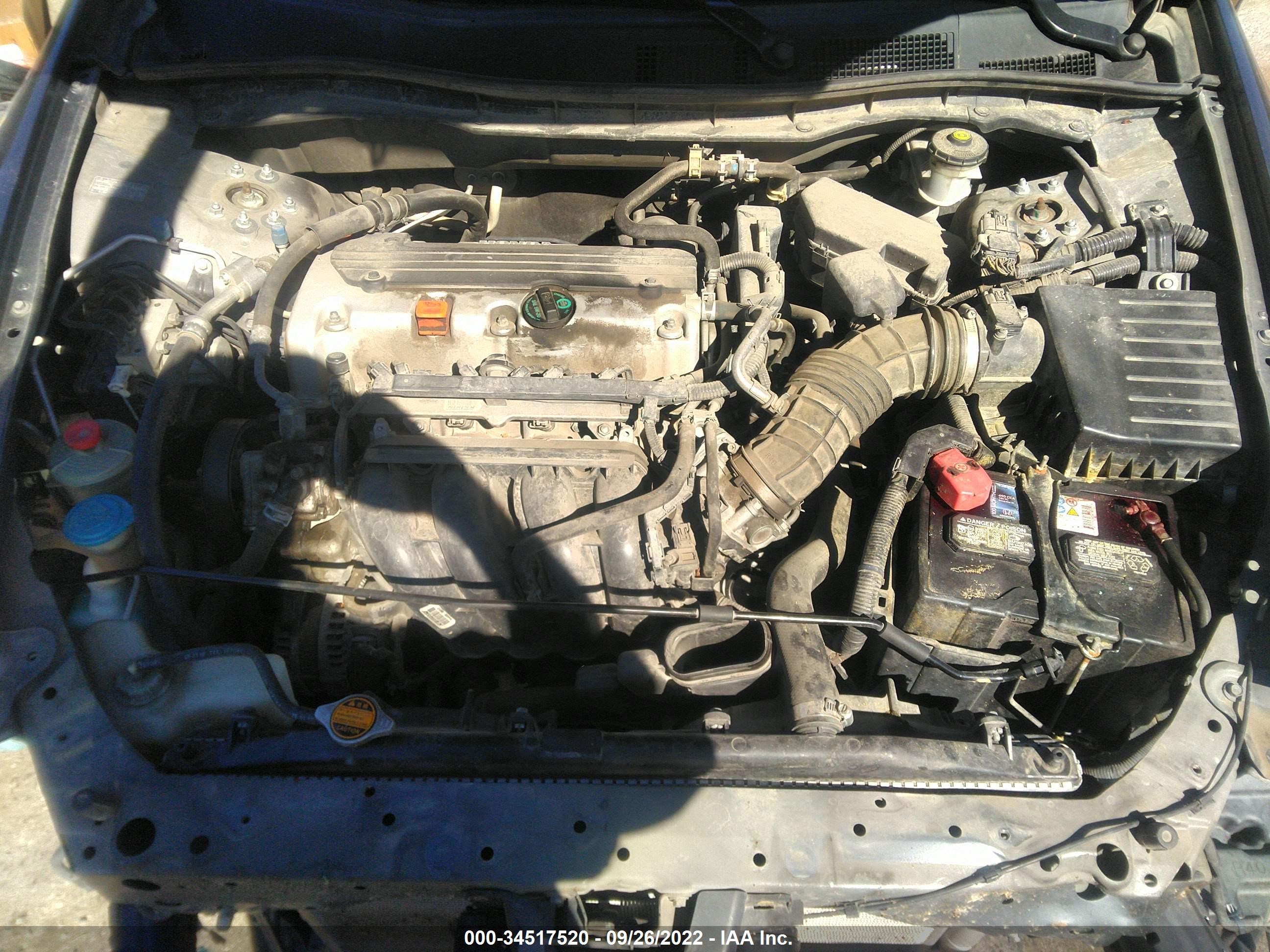 Photo 9 VIN: 1HGCP2F45AA126169 - HONDA ACCORD 