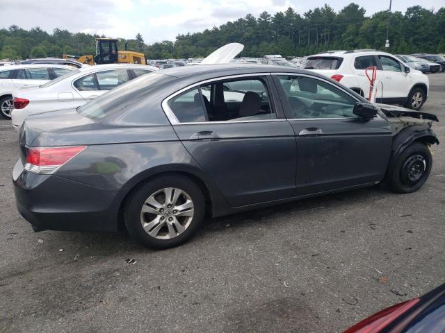 Photo 2 VIN: 1HGCP2F45AA130089 - HONDA ACCORD LXP 