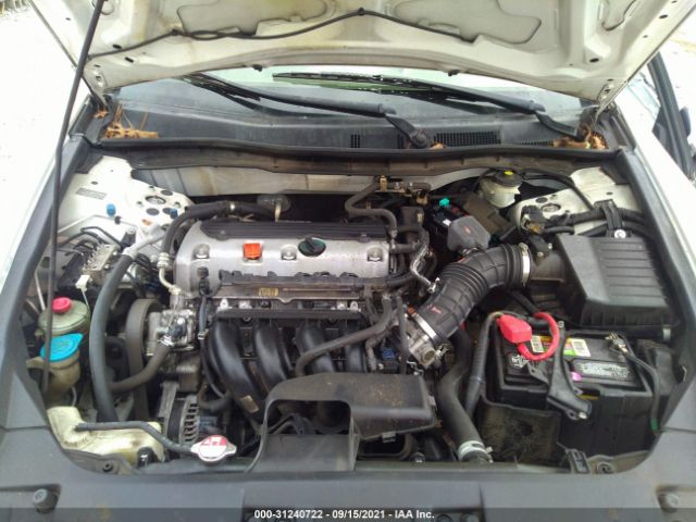 Photo 9 VIN: 1HGCP2F45AA134482 - HONDA ACCORD SDN 