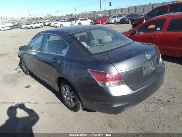 Photo 2 VIN: 1HGCP2F45AA136331 - HONDA ACCORD SDN 