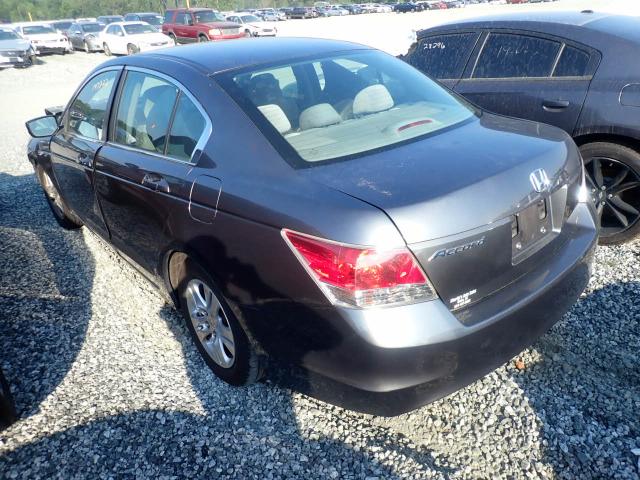 Photo 2 VIN: 1HGCP2F45AA139584 - HONDA ACCORD LXP 