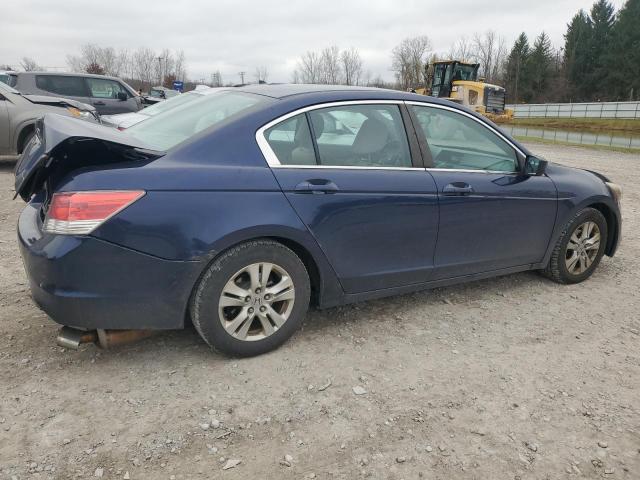 Photo 2 VIN: 1HGCP2F45AA152741 - HONDA ACCORD LXP 