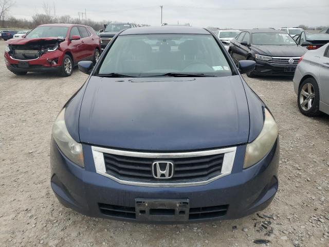 Photo 4 VIN: 1HGCP2F45AA152741 - HONDA ACCORD LXP 