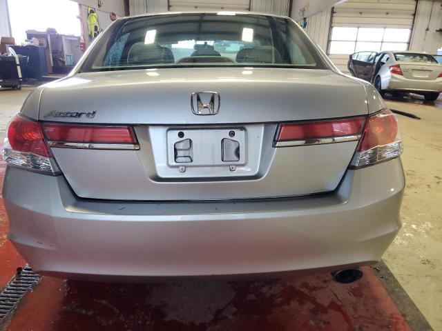 Photo 5 VIN: 1HGCP2F45BA005319 - HONDA ACCORD 