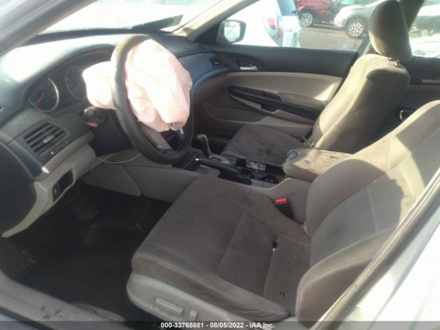 Photo 4 VIN: 1HGCP2F45BA049451 - HONDA ACCORD SDN 