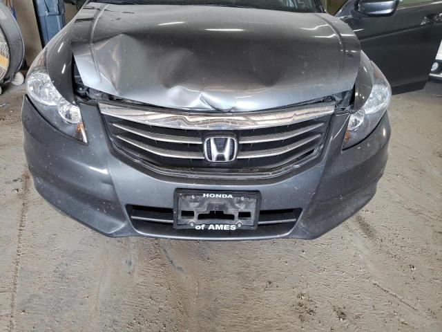 Photo 8 VIN: 1HGCP2F45BA066931 - HONDA ACCORD LXP 