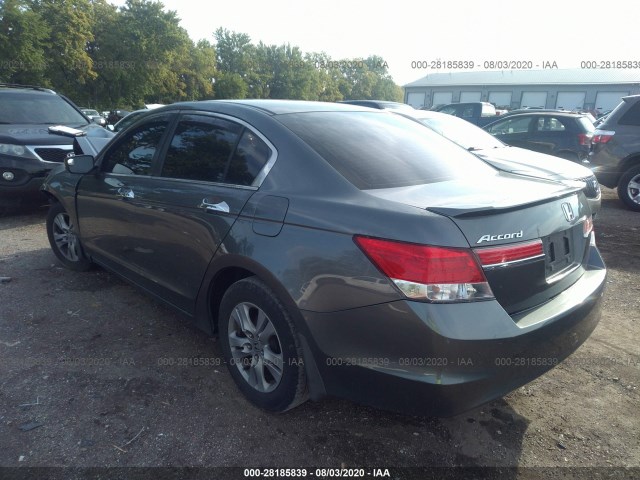 Photo 2 VIN: 1HGCP2F45BA070770 - HONDA ACCORD SDN 